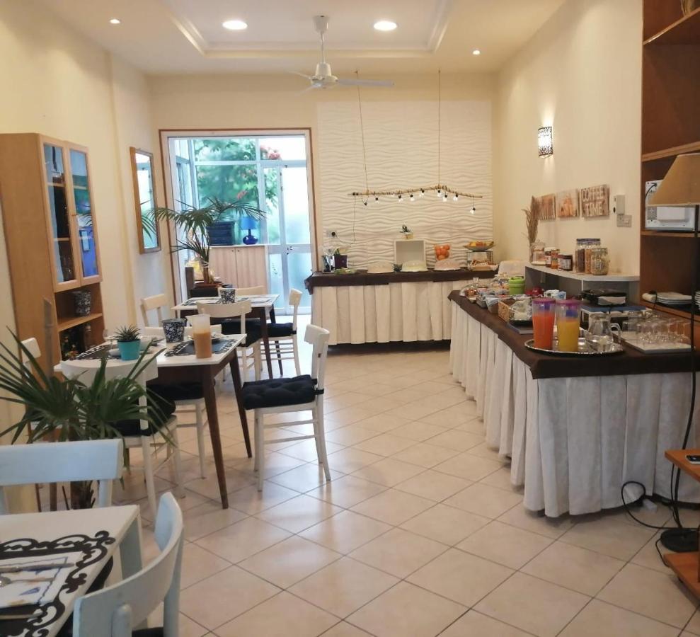 Bed And Breakfast Villa Giovanna Rimini Buitenkant foto