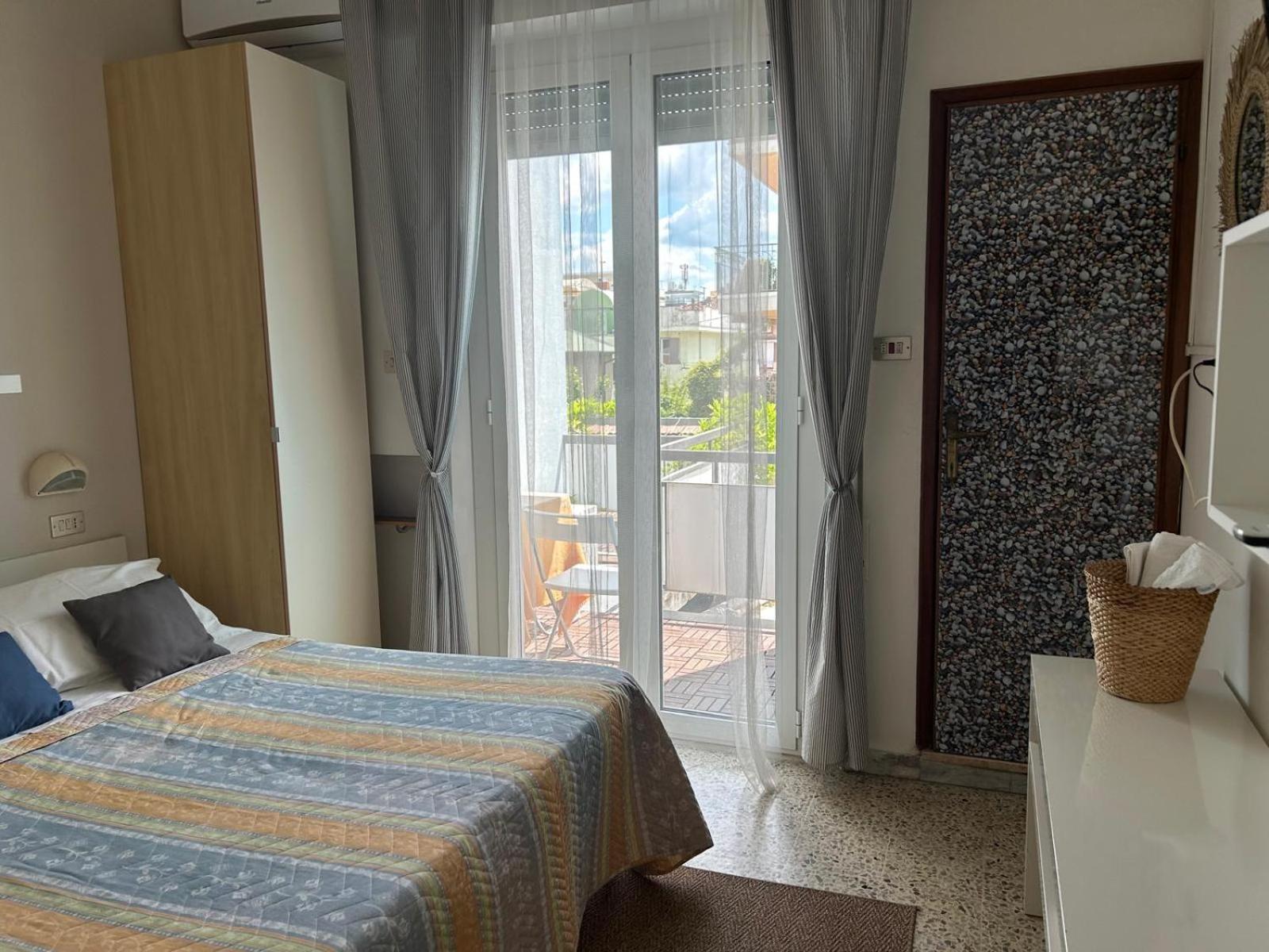 Bed And Breakfast Villa Giovanna Rimini Buitenkant foto